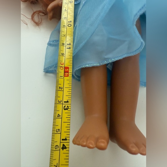 Disney Princess Singing and Styling Ariel doll - Picture 7 of 11